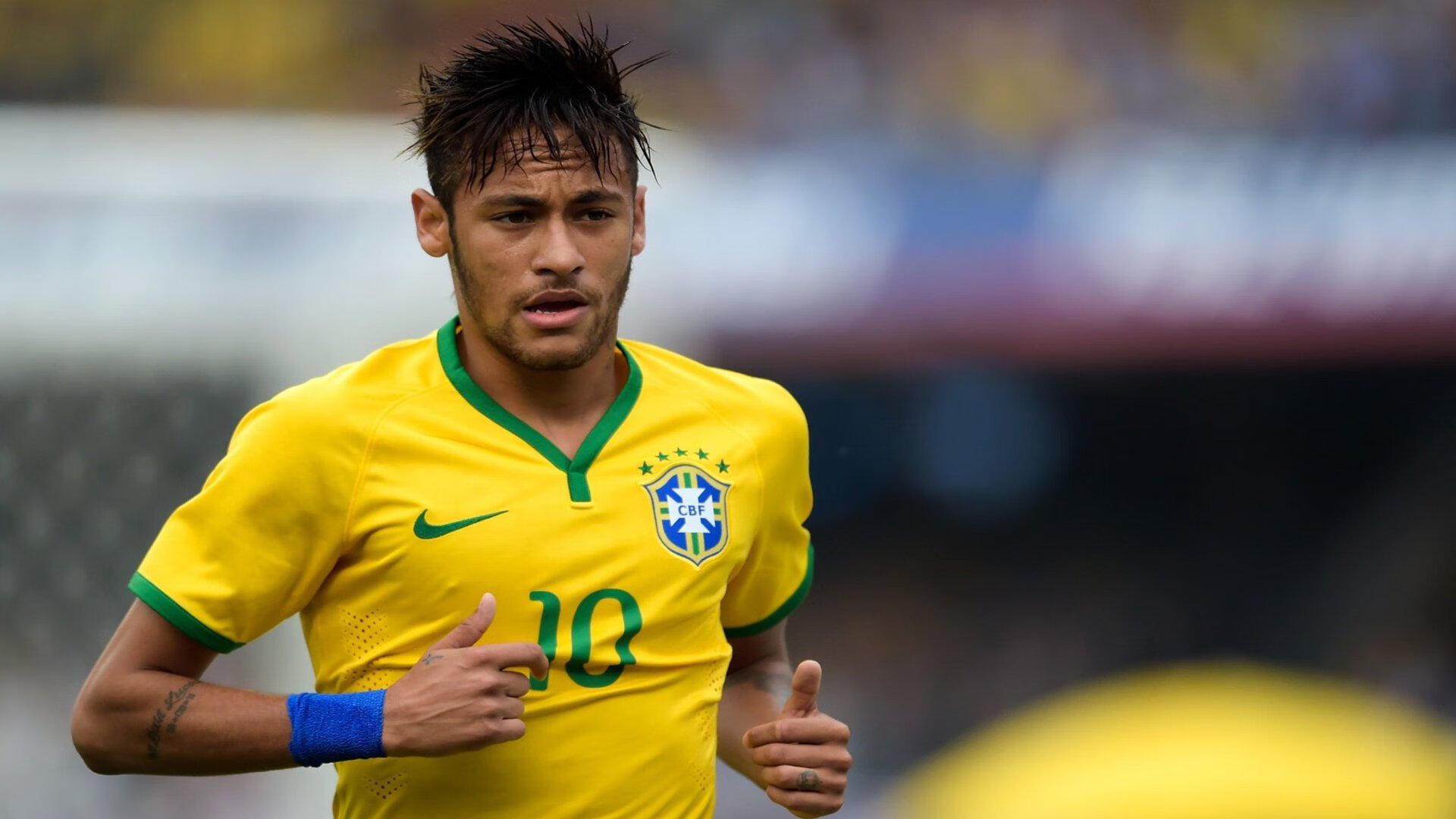 健康足球引领全民健身新潮流,服务多元化体育需求,足球与健康800字作文