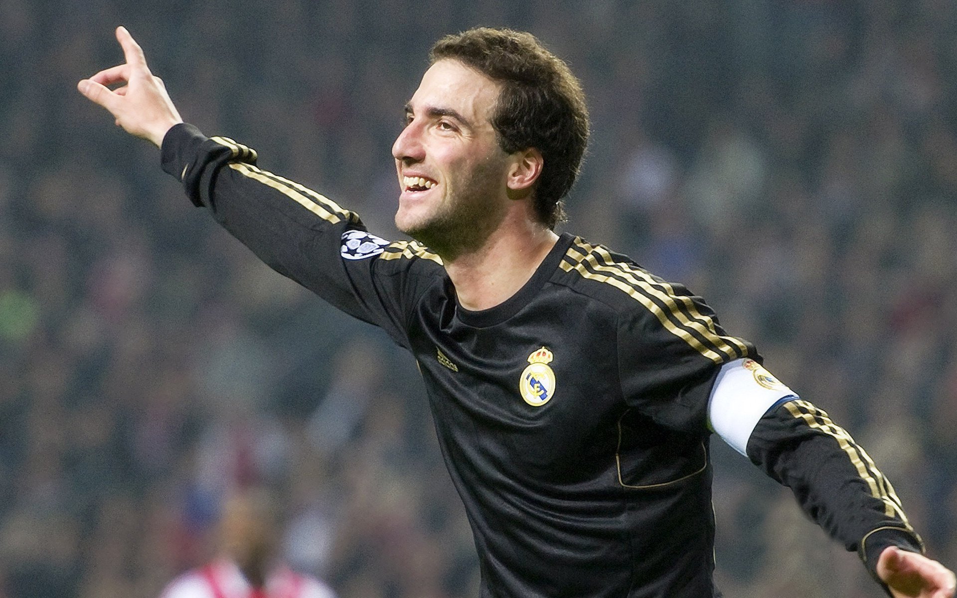 ayx爱游戏官网-德国女足队崭露头角，势不可挡，德国女足最漂亮的